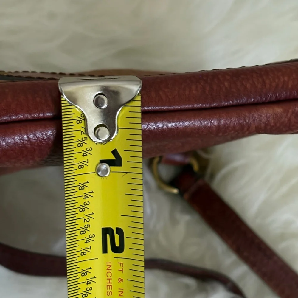 Women's Fossil Vintage Two-Tone Cognac Tan Leather Crossbody Bag Small‎ Size